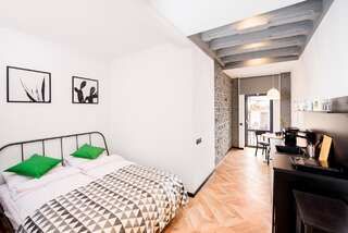 Апартаменты Art Apartments Rynok Square Львов Стандартный номер-студио-10